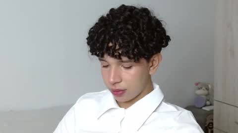 Cuddly online show from March 7, 2025, 2:56 pm