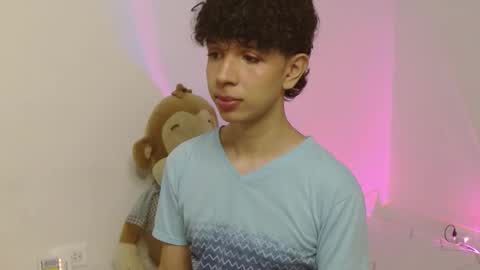 Cuddly online show from February 13, 2026, 11:06 am