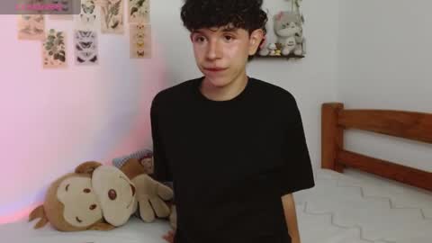 Cuddly online show from April 21, 2026, 5:50 pm