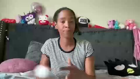 cum2charmxx online show from October 14, 2025, 8:53 pm