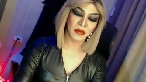 CUMMELA SLUTI online show from March 10, 2025, 6:45 pm