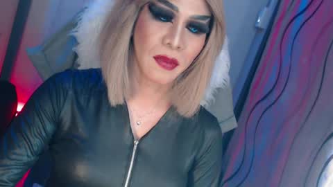 CUMMELA SLUTI online show from July 16, 2026, 4:35 pm