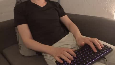 Snapshot of cum_for_cum chatting on May 20, 2026, 1:06 pm Kenny online show from May 20, 2026, 1:06 pm