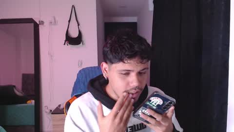 Snapshot of cum_park chatting on January 13, 2025, 4:18 am DAVID online show from January 13, 2025, 4:18 am