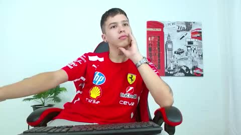 cumandres online show from September 20, 2025, 2:07 pm