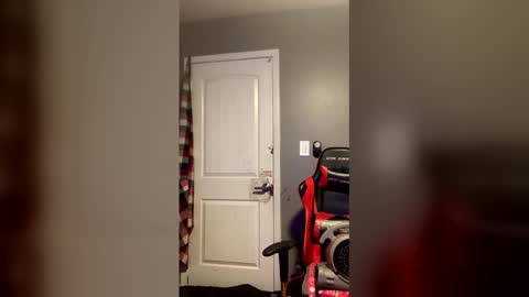 cummer23245 online show from February 22, 2026, 9:41 am