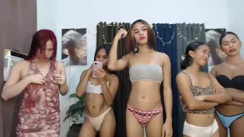 cummer_girlslut online show from April 19, 2026, 3:50 am