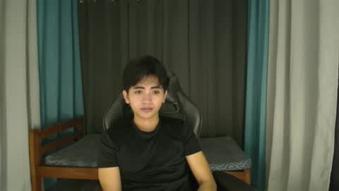 cummingyu online show from November 25, 2025, 5:13 pm