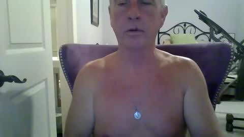 cumngetit910 online show from January 12, 2026, 10:15 pm