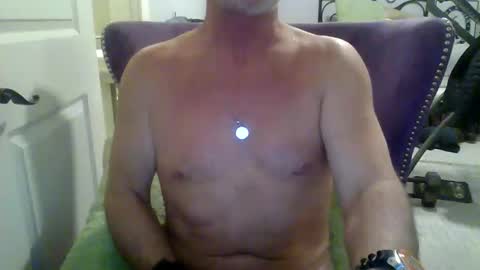 cumngetit910 online show from February 8, 2026, 9:07 pm