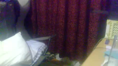 cumtowa online show from May 13, 2026, 10:17 pm