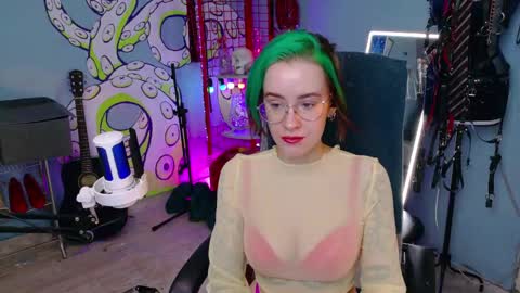 CUMpotikEve online show from May 12, 2026, 3:36 am