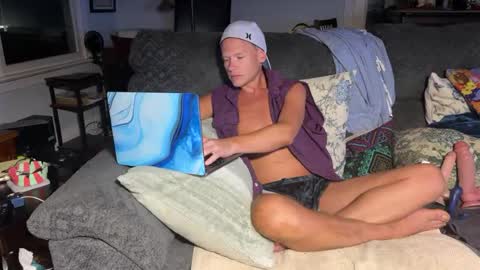 Snapshot of cumwatchmenut chatting on July 26, 2026, 8:32 am cumwatchmenut online show from July 26, 2026, 8:32 am
