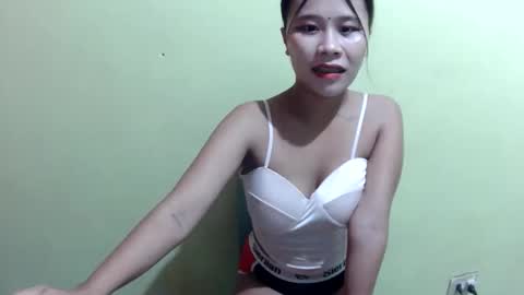 cumwhore4uxox online show from November 5, 2025, 6:08 pm