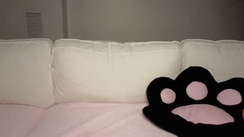 Anna online show from October 31, 2025, 12:33 am