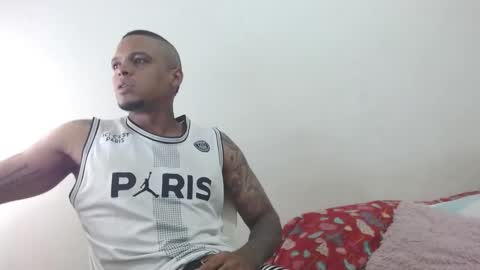 dominic and julieta... independent models online show from December 3, 2024, 10:17 am