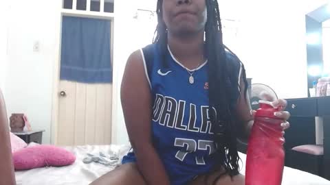 dominic and julieta... independent models online show from February 20, 2025, 8:03 pm