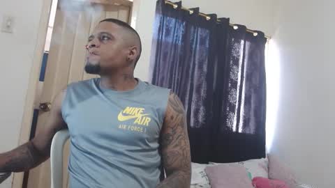 dominic and julieta... independent models online show from March 20, 2026, 2:55 pm