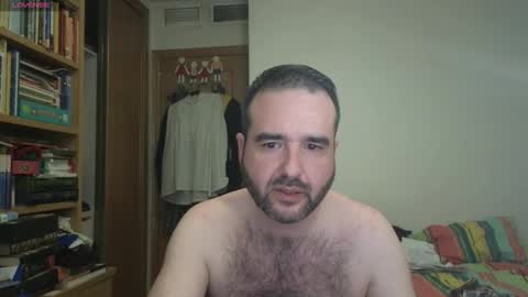 curiosillo1983 online show from October 4, 2025, 2:20 am