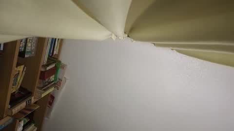 curiosillo1983 online show from March 23, 2026, 5:06 pm