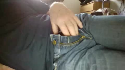 Snapshot of curiosthings chatting on February 11, 2026, 8:30 am curiosthings online show from February 11, 2026, 8:30 am