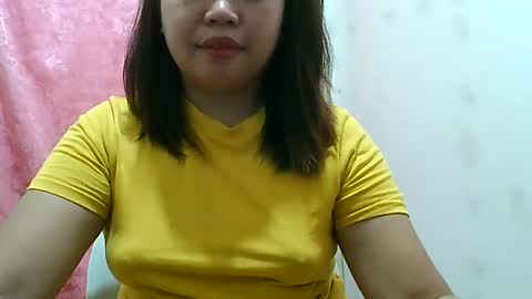 curious_girl247 online show from February 23, 2025, 5:12 am