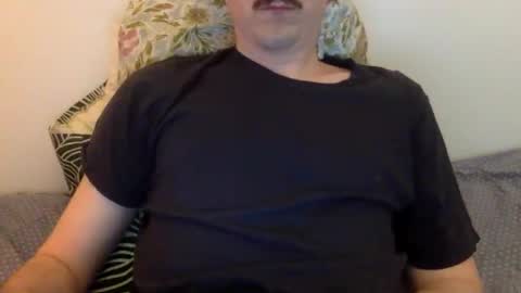 Snapshot of curiousarthurx chatting on March 31, 2026, 3:23 pm Art online show from March 31, 2026, 3:23 pm