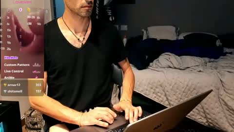 Snapshot of curiousgenie chatting on June 7, 2026, 9:13 am curiousgenie online show from June 7, 2026, 9:13 am