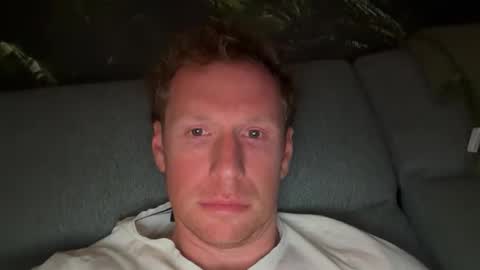 curiousmike6 online show from April 19, 2026, 9:19 am