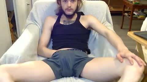 curiouss25 online show from November 25, 2025, 4:18 pm