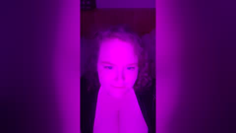 curlycult97 online show from June 17, 2026, 10:00 pm