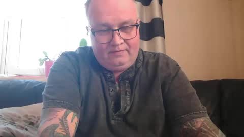 curtus14 online show from March 5, 2025, 4:13 pm