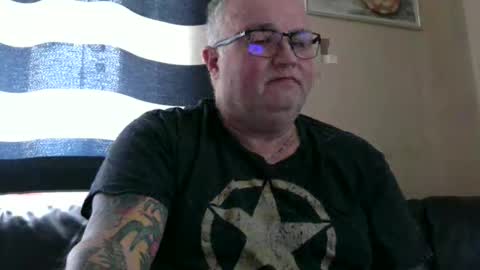 curtus14 online show from December 22, 2025, 8:55 am