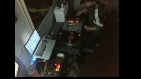 curvelover1977 online show from January 18, 2026, 1:53 am