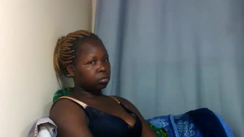 Snapshot of curvy294 chatting on April 21, 2026, 1:42 am SALLY online show from April 21, 2026, 1:42 am