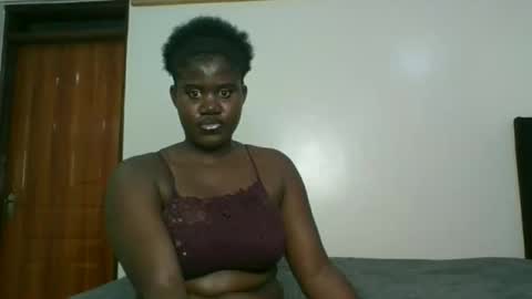 queen online show from March 29, 2026, 1:00 pm