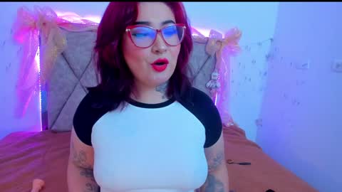 A online show from December 25, 2024, 9:43 pm