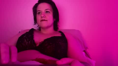 CurvyFlora online show from February 22, 2025, 2:50 am