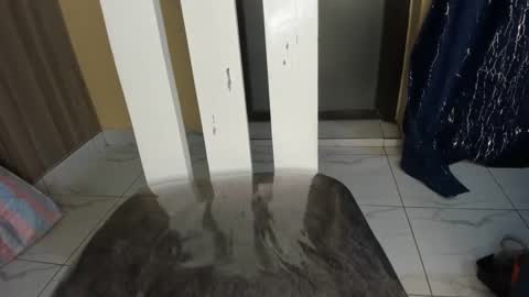 curvyjoan online show from December 11, 2024, 2:11 pm