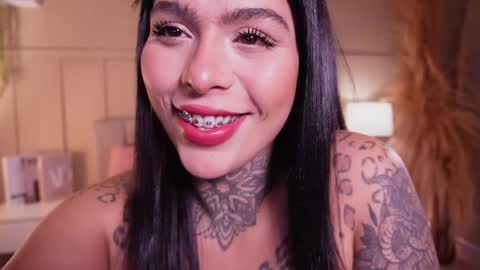 Snapshot of curvyliciouss chatting on April 26, 2026, 8:17 pm Samantha online show from April 26, 2026, 8:17 pm