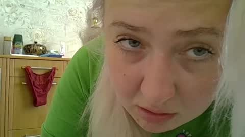 Curvy online show from June 4, 2026, 10:32 am