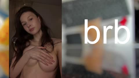 Snapshot of cute__alicia chatting on December 27, 2024, 6:24 am Alicia online show from December 27, 2024, 6:24 am