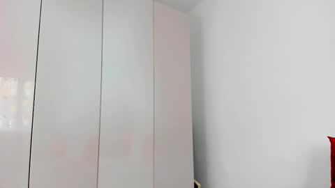 cute_angel95 online show from November 14, 2025, 10:14 am