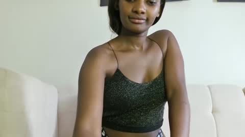 Snapshot of cute_annah chatting on February 26, 2025, 6:15 am cute annah online show from February 26, 2025, 6:15 am