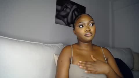 Liya online show from February 11, 2025, 2:03 am