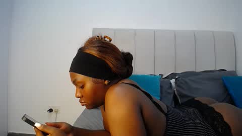 Liya online show from September 29, 2025, 9:47 am