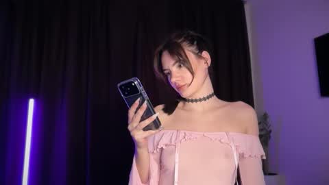 Snapshot of cute_bubbles chatting on February 1, 2026, 1:59 am cute_bubbles online show from February 1, 2026, 1:59 am