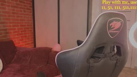 Everyday stream in the same time online show from March 2, 2025, 7:32 am