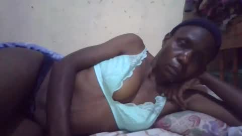 cute_divah4 online show from November 19, 2025, 3:06 am