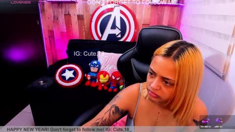    Independent Model online show from February 1, 2025, 11:06 pm